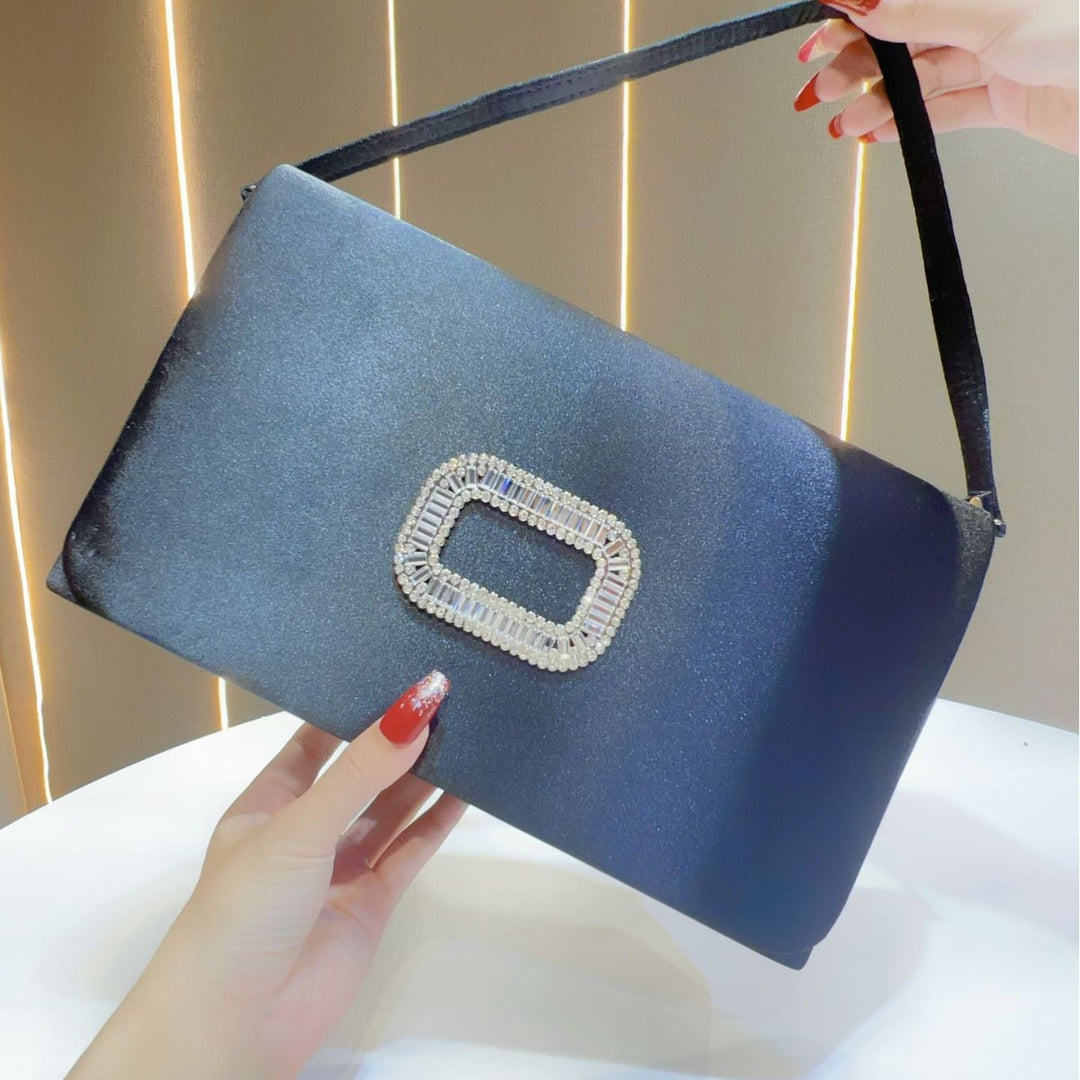 Elegante Satin Abendtasche