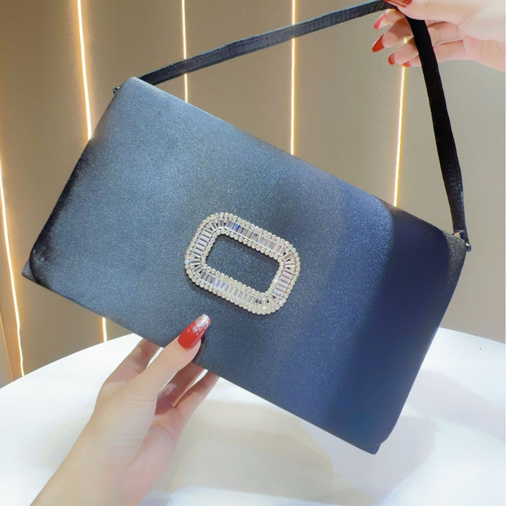 Elegante Satin Abendtasche