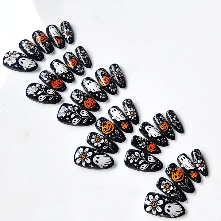 Kunstfingernägel Im Halloween-Design Karnz