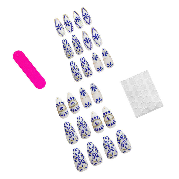 Kunstvolles Nageldesign Karnz