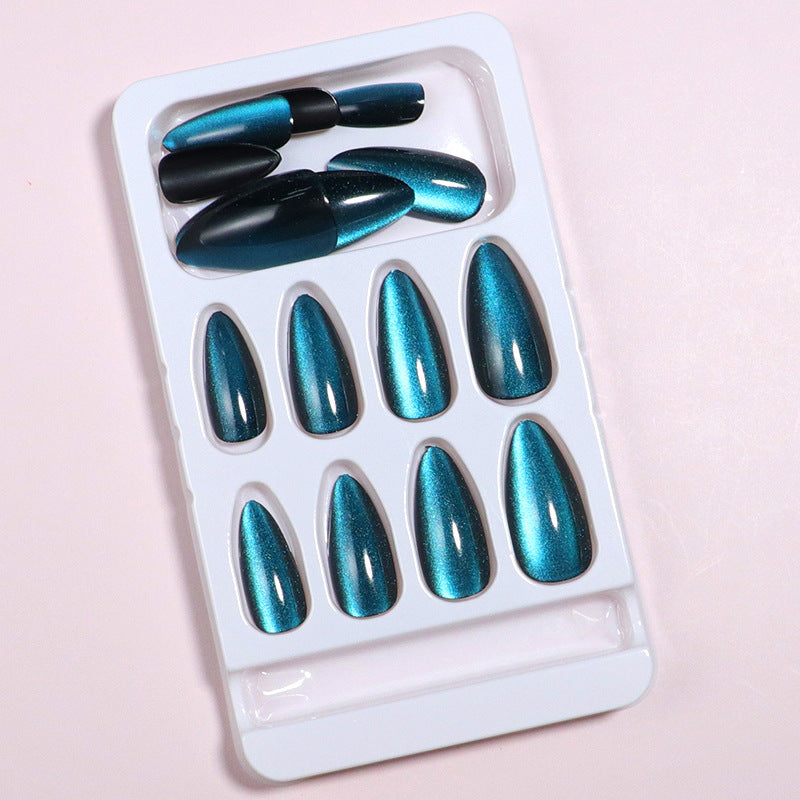 Elegante Glänzende Stiletto Press-On Nagel Set Karnz