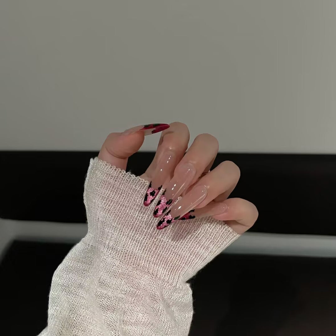 Kreative Floral Acryl Nagelerweiterungen Karnz