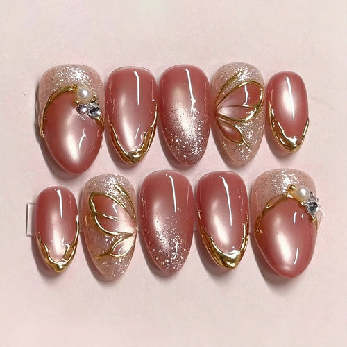 Luxuriöses Set mit Druck-Nagelkunst im floralen Design mit goldenen Akzenten