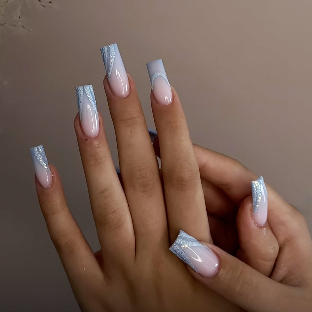 Glamorous Press-On Nail Tips Karnz