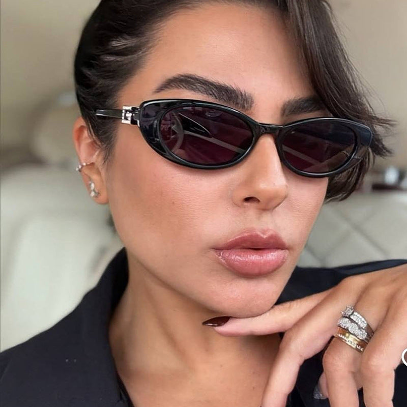 Damen Cat-Eye Sonnenbrille mit stilvollem Rahmen und luxuriösen Akzenten Karnz