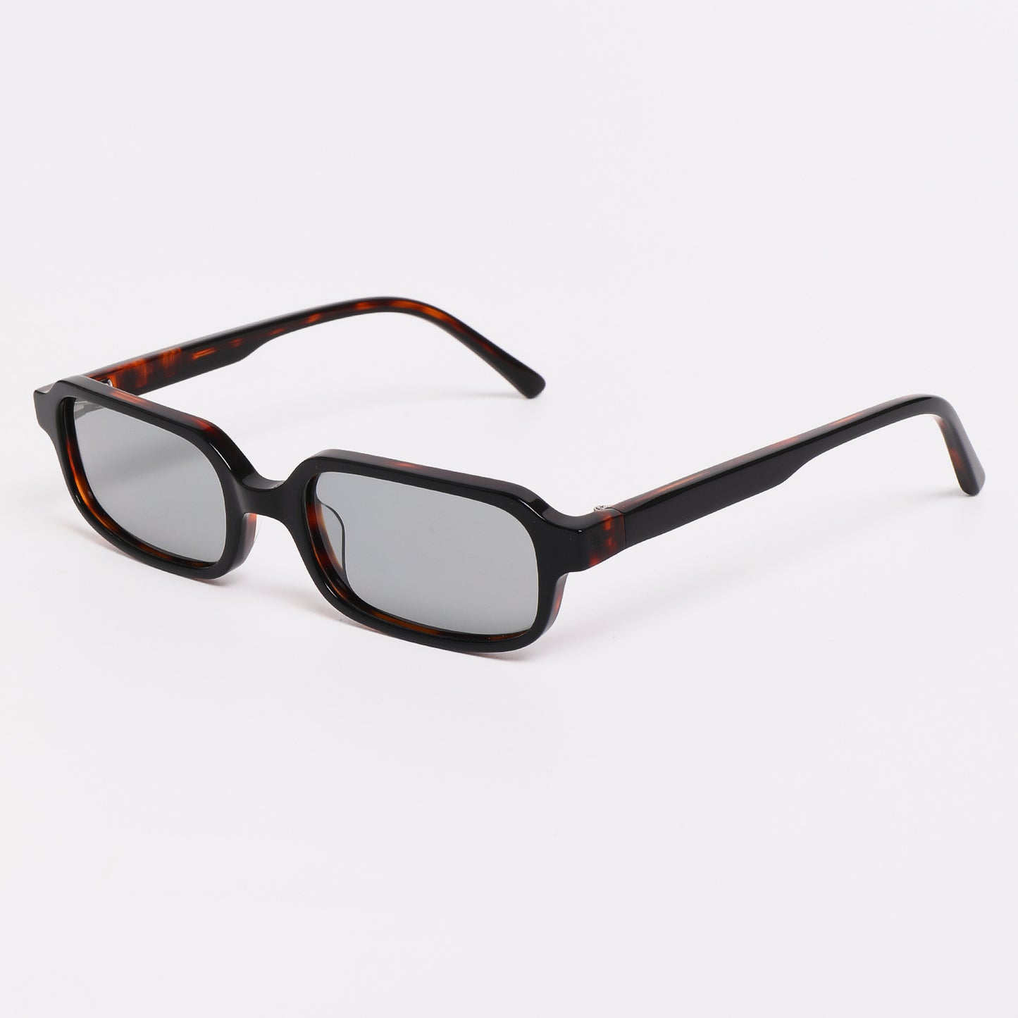 Damen Sonnenbrille im modernen, kantigen Design mit hochentwickelten UV-Schutzgläsern Karnz