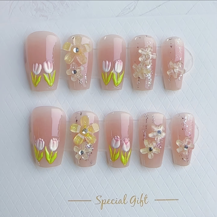 Floral Art Press-On Nail Set Karnz