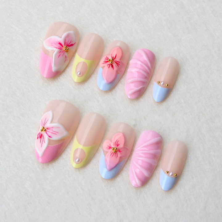 Kreative Blumen Nagelkunst