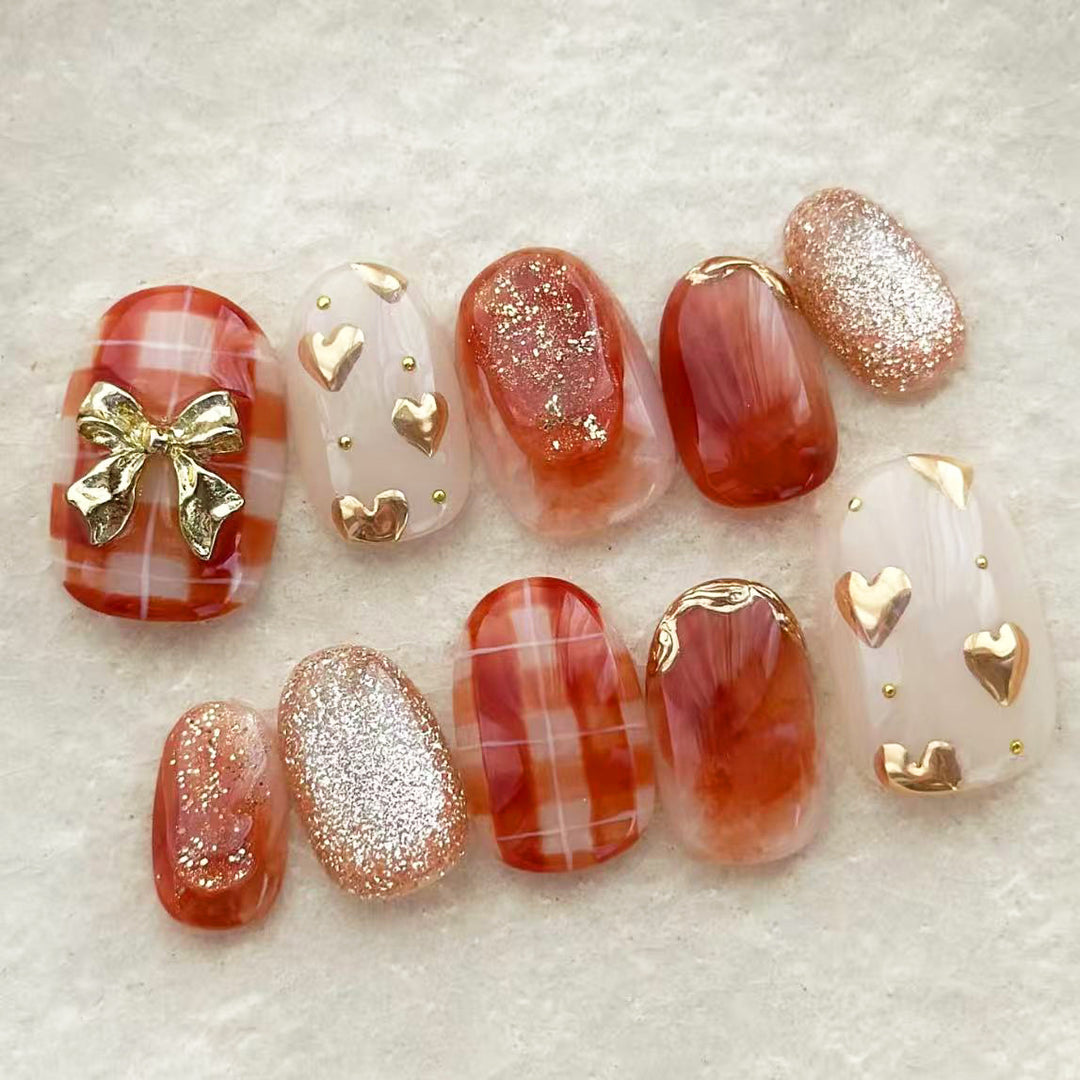 Stylisches festliches Press-On-Nagelset