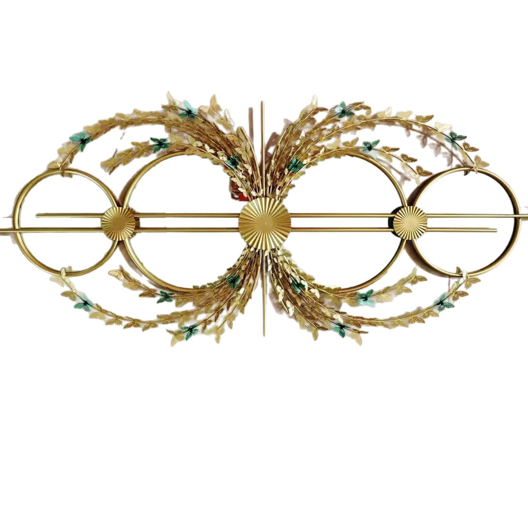 Dekorativer Wandspiegel mit Blumenmuster Karnz