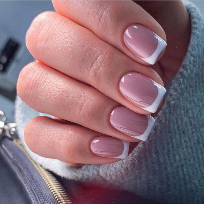 French Tip Press-On Nail Set Karnz