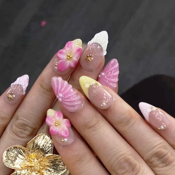 Artisan Floral Nail Art Karnz
