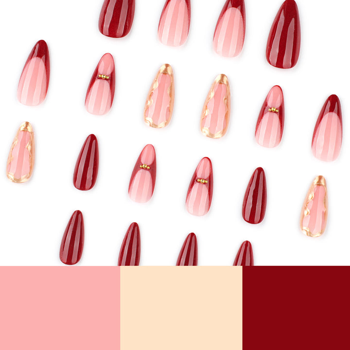 Kunstvolle Nagelverlängerungen mit Glamourösem Design und Glitzer Karnz