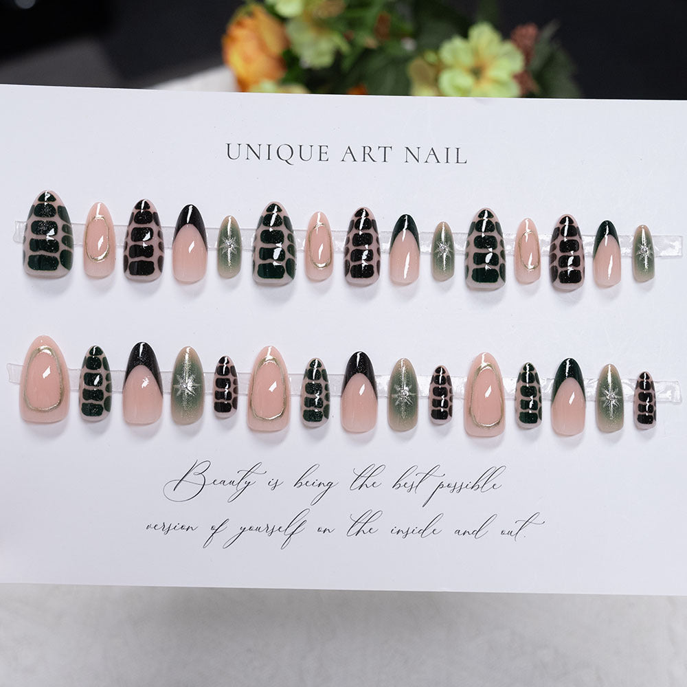 Künstlerisches Stiletto Nageldesign