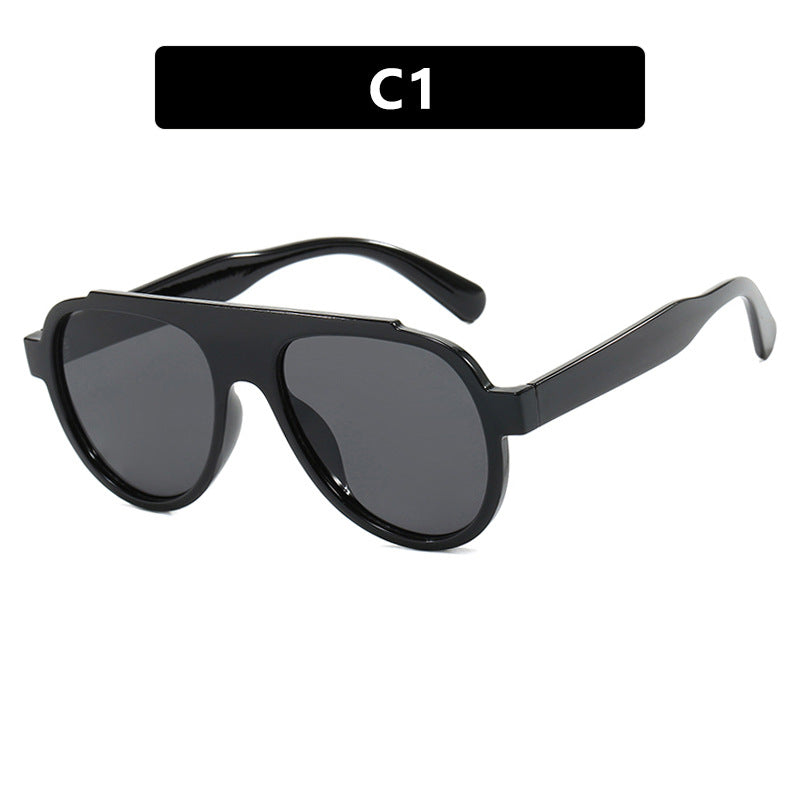 Damen stilvolle schwarze Sonnenbrille im modernen Design Karnz