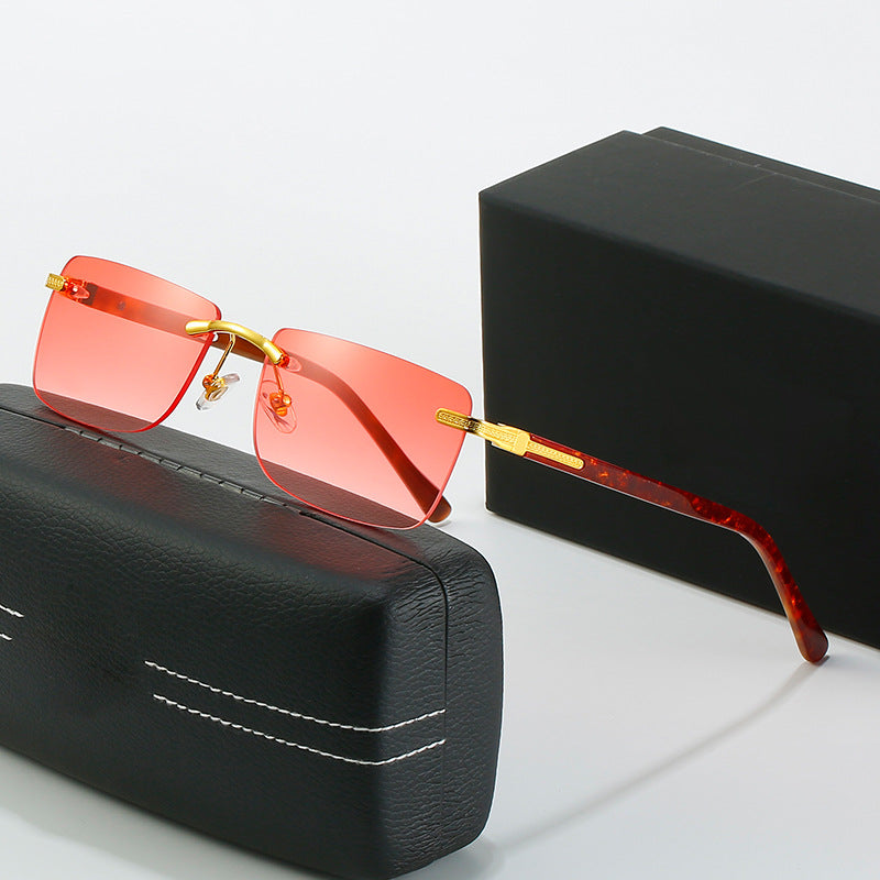 Damen modische Sonnenbrille mit stilvollem, eckigem Rahmen und eleganten Metallakzenten Karnz