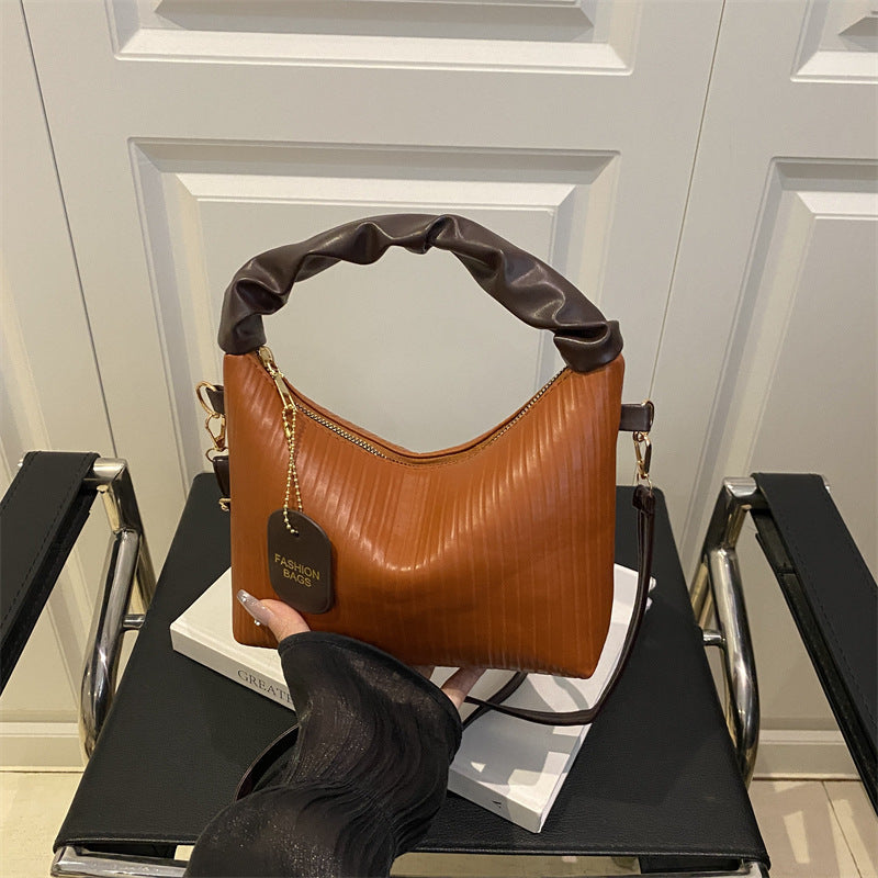 Rippstruktur Schultertasche Karnz