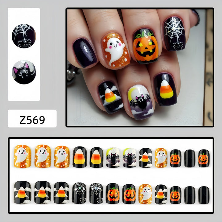 Kunstnägel Im Kreativen Halloween-Motiv Karnz