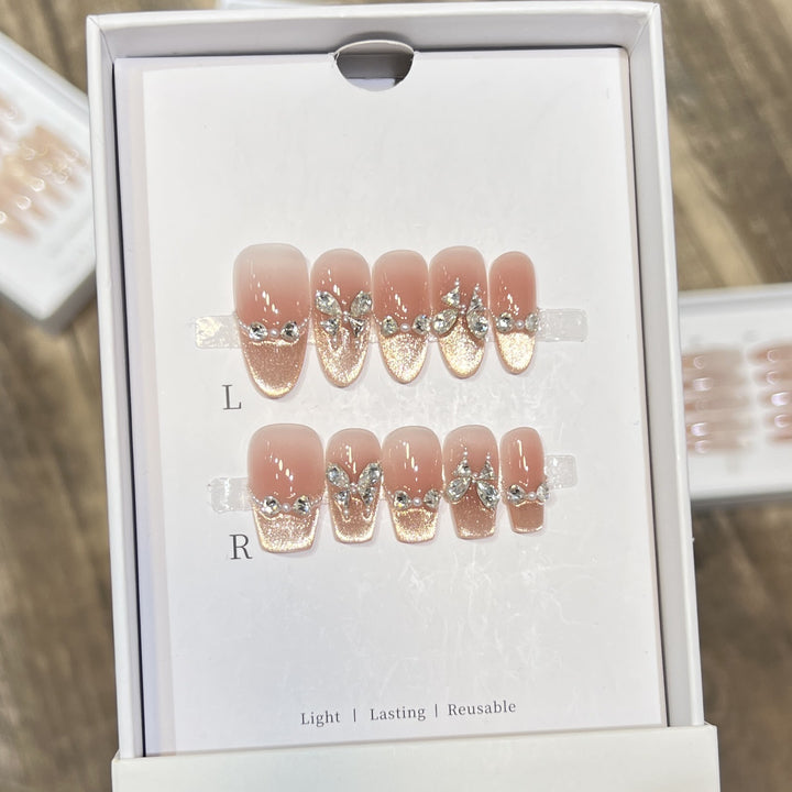 Glamouröse mit Strass verziertes Press-On Nagel Set Karnz