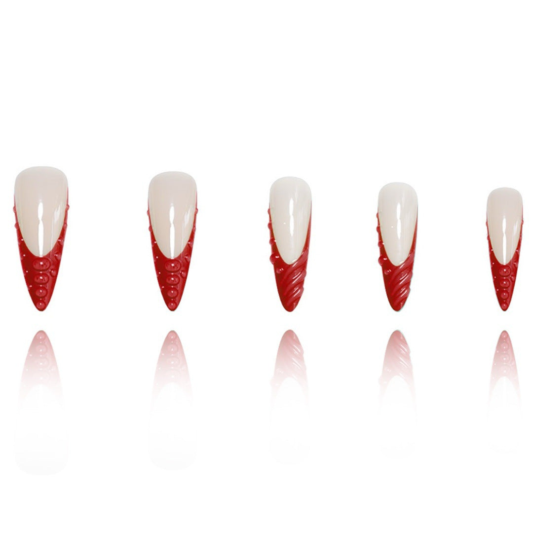 Glamouröse Stiletto-Nagelerweiterungen Karnz