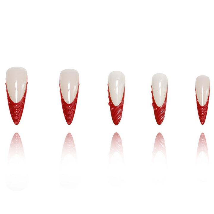 Glamouröse Stiletto-Nagelerweiterungen Karnz