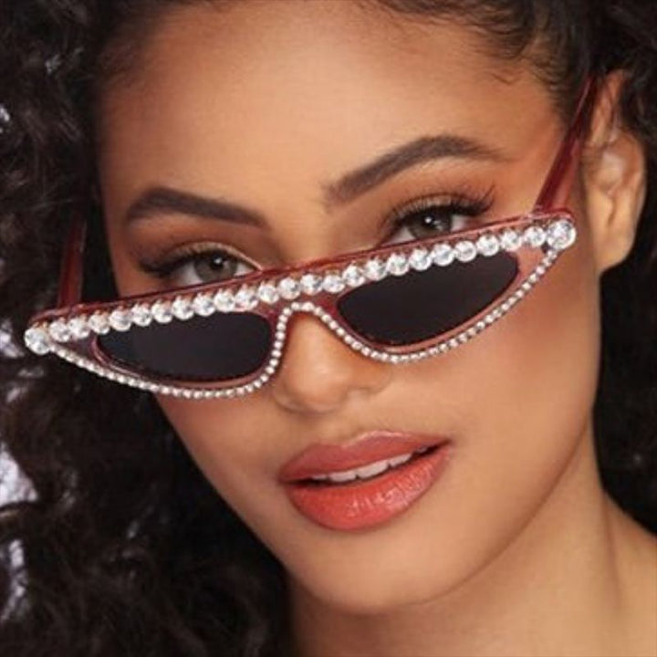 Damen Designer-Sonnenbrille im stilvollen Cat-Eye-Design mit glitzerndem Rahmen Karnz