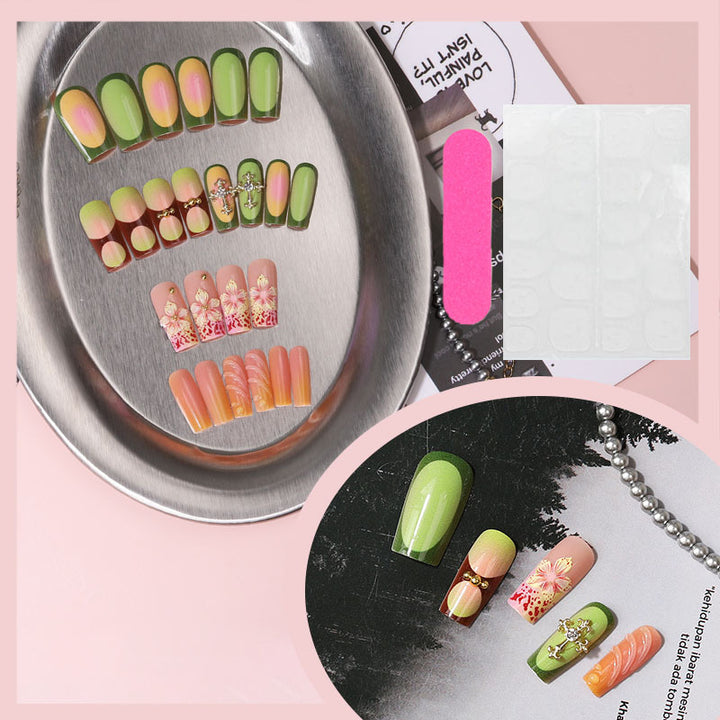 Kreative florale Press-On-Nagelspitzen Karnz