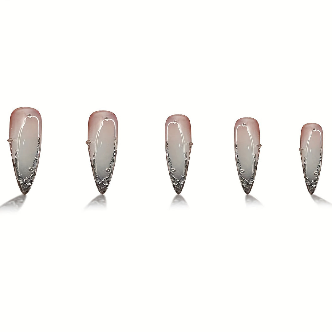 Elegantes Stiletto Press-On Nagelset Karnz