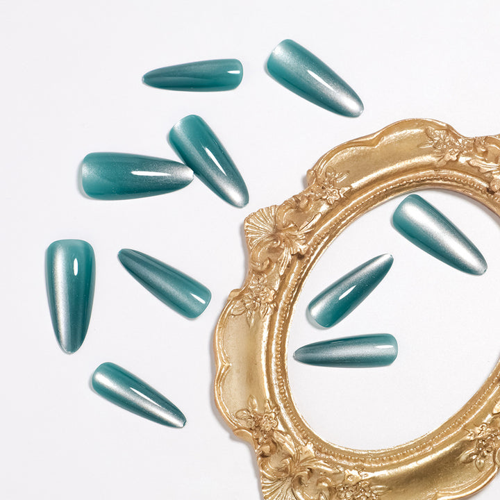 Gel-Nagel-Spitzen Karnz