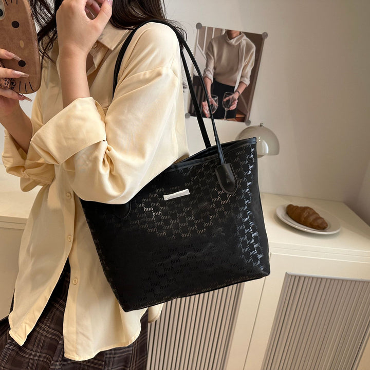 Elegante Texturierte Tragetasche Karnz