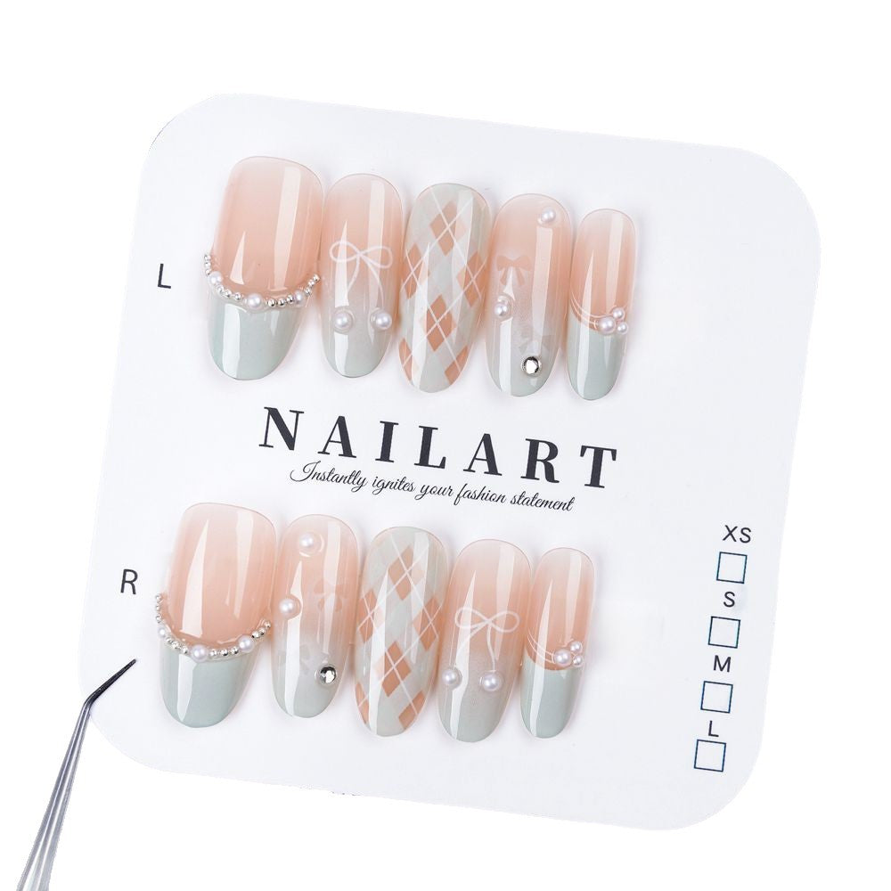 Künstlerisches Press-On Nagelset Karnz