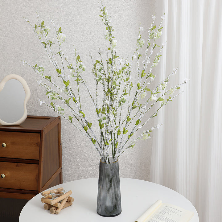 Künstlicher Blütenzweig mit detaillierten Blüten Karnz