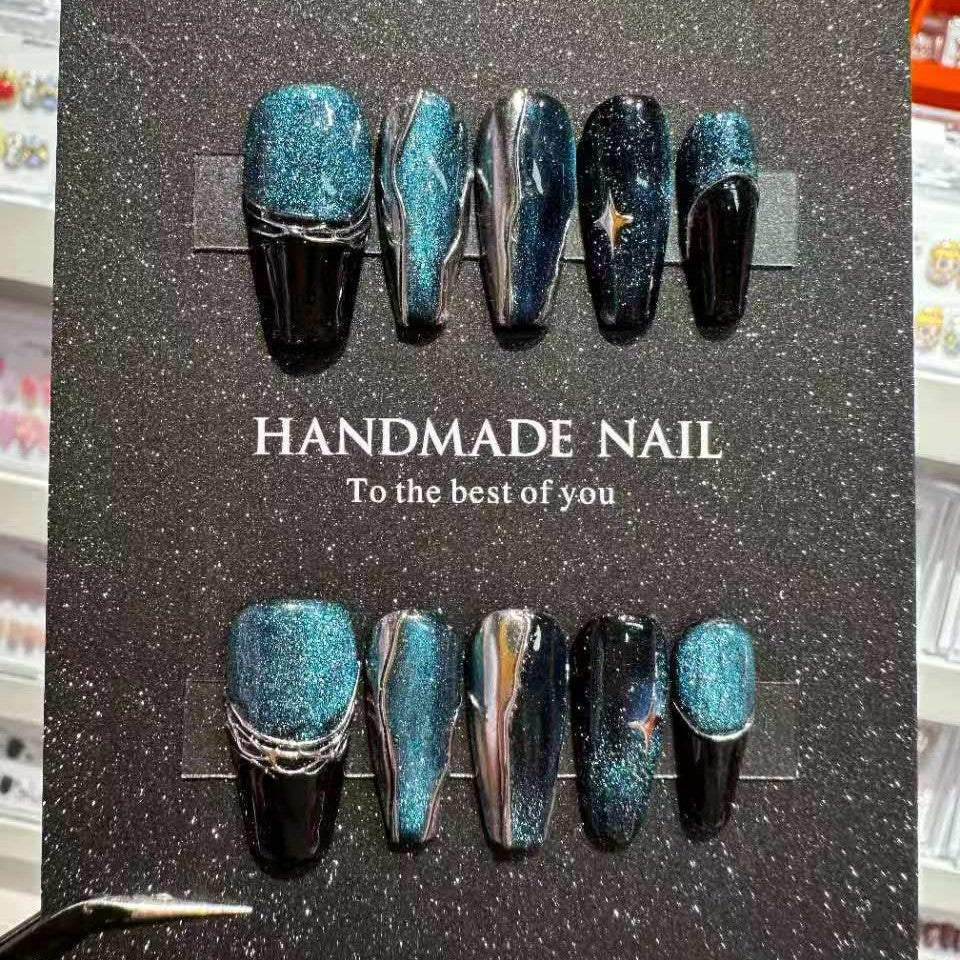 Handgemachtes Glitzerndes Press-On Nail Set