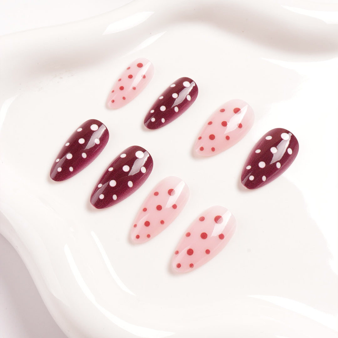 Polka Dot Nagelkunst Design Karnz