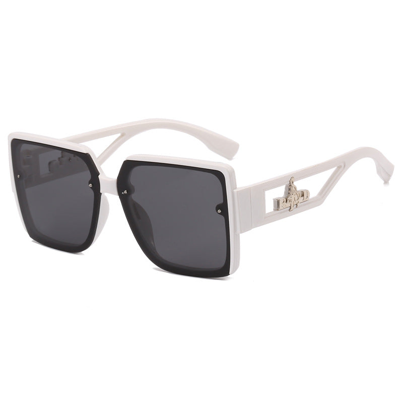 Damen quadratische Designer-Sonnenbrille mit eleganten Verzierungen Karnz