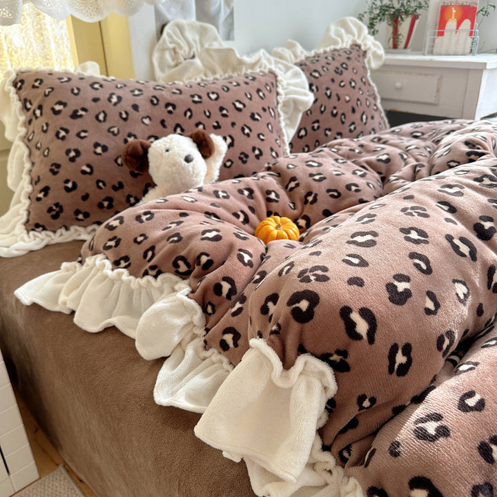 Luxuriöses Plüsch-Leopardenmuster-Bettwäsche-Set