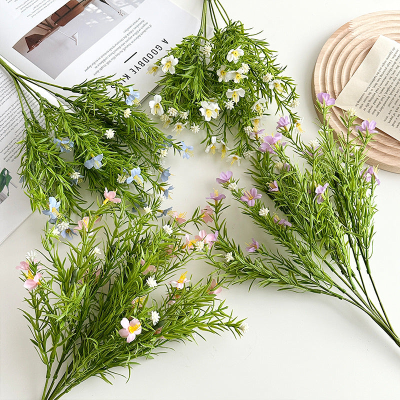 Realistischer Blumenstrauß