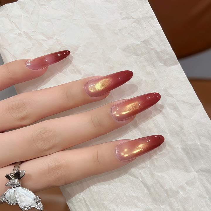 Kunstnägel mit Elegantem Ombre-Effekt Karnz