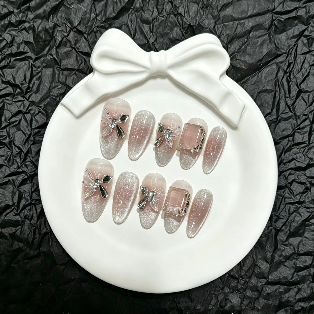 Elegante Schmetterlings-Themen Press-On Nägel
