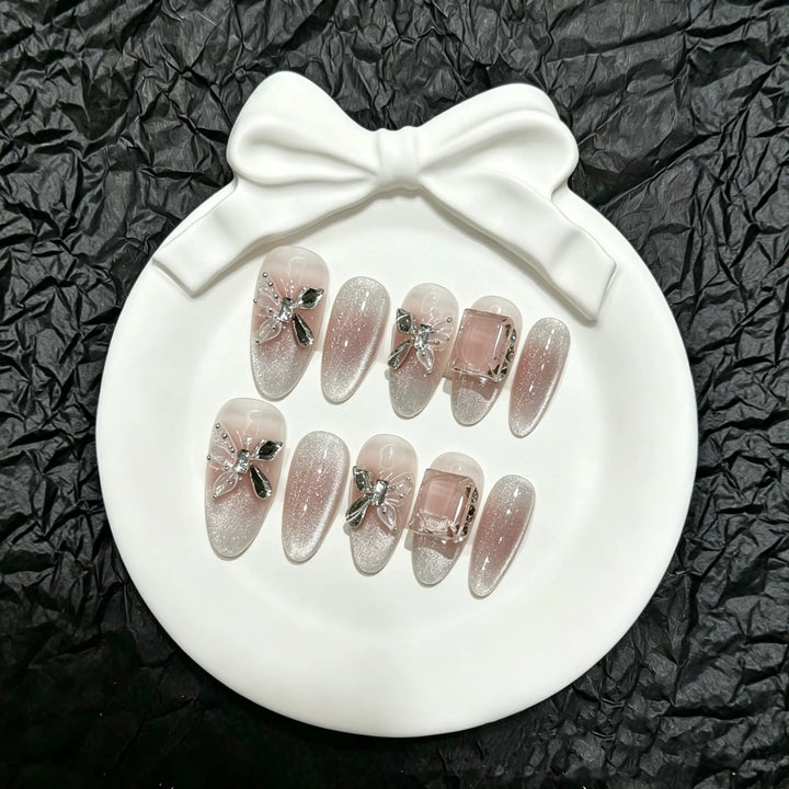 Elegante Schmetterlings-Themen Press-On Nägel