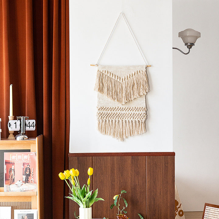 Gewebter Boho-Wandbehang mit Makramee-Fransen und handgearbeitetem Strukturrelief Karnz