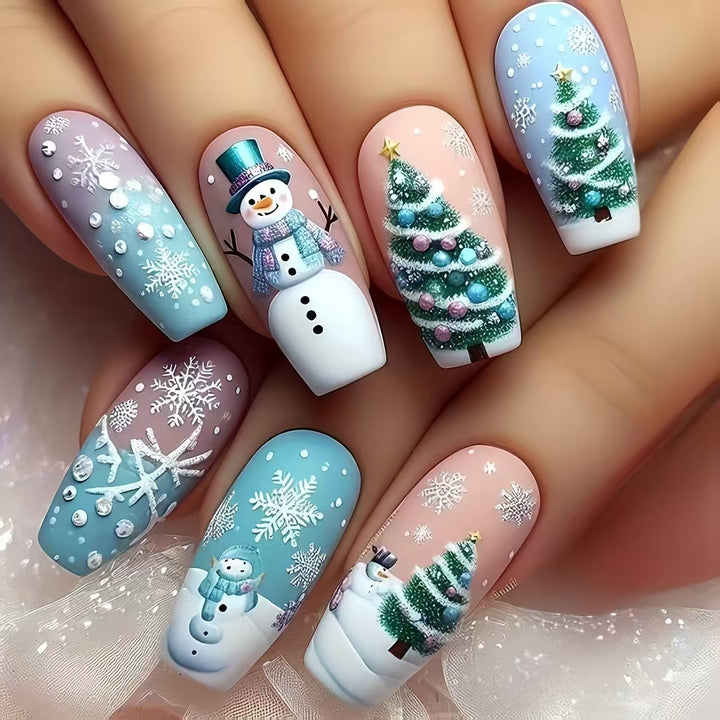Festliches Feiertags-Nagelkunstdesign