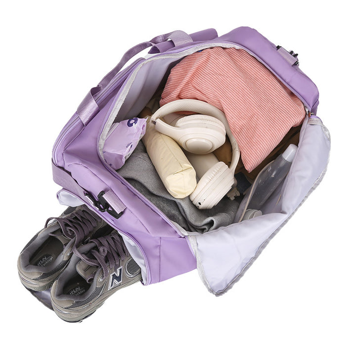 Geräumige Reisetasche mit mehreren Fächern Karnz
