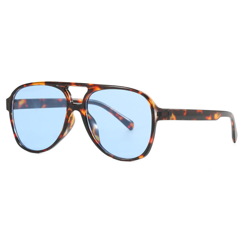 Damen Oversized Sonnenbrille mit sportlichem Design Karnz