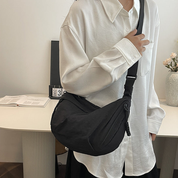 Leichter Sling Bag Karnz