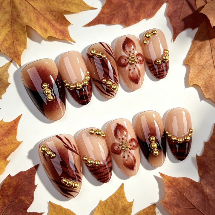 Künstlerisches dekoratives Press-On-Nagelset