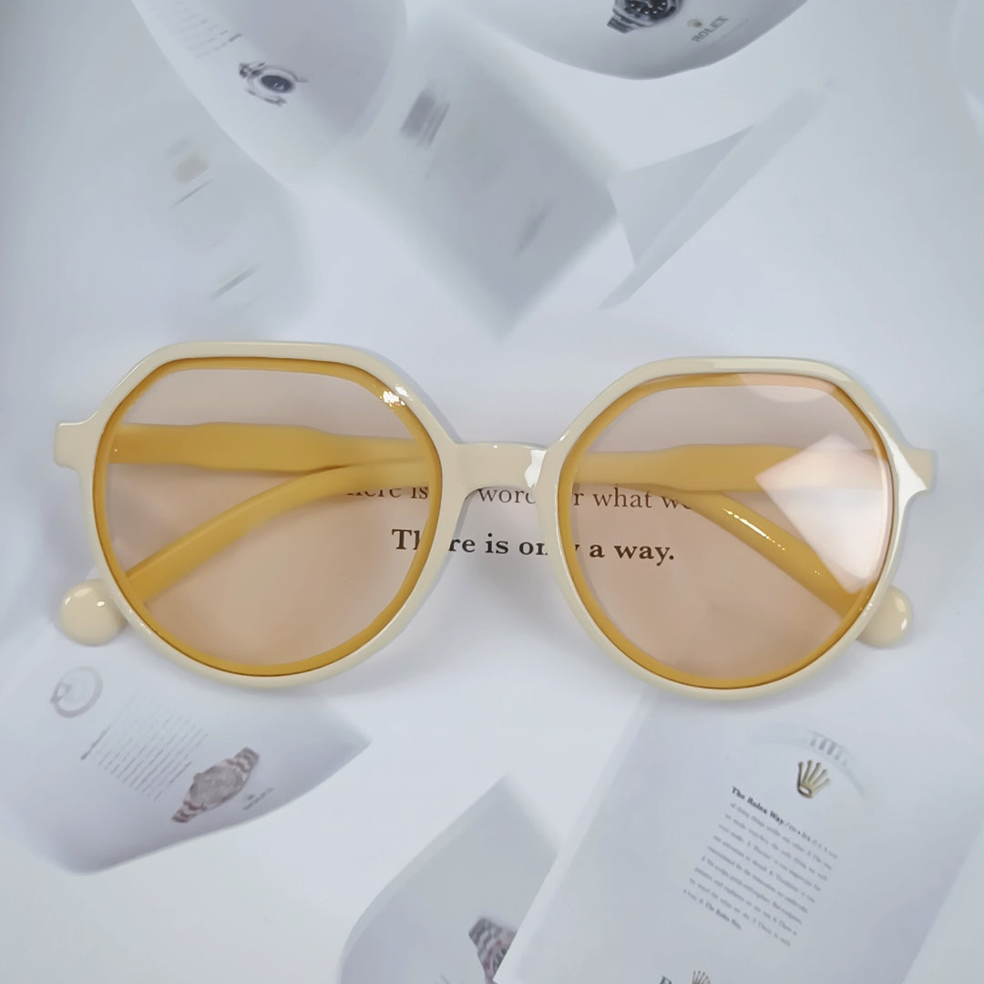 Damen Geometrische Sonnenbrille mit extravagantem Akzent Karnz