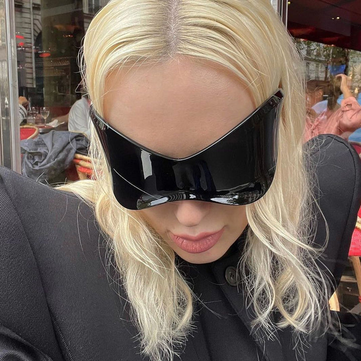 Damen Sportive und stilvolle Schutzbrille Karnz