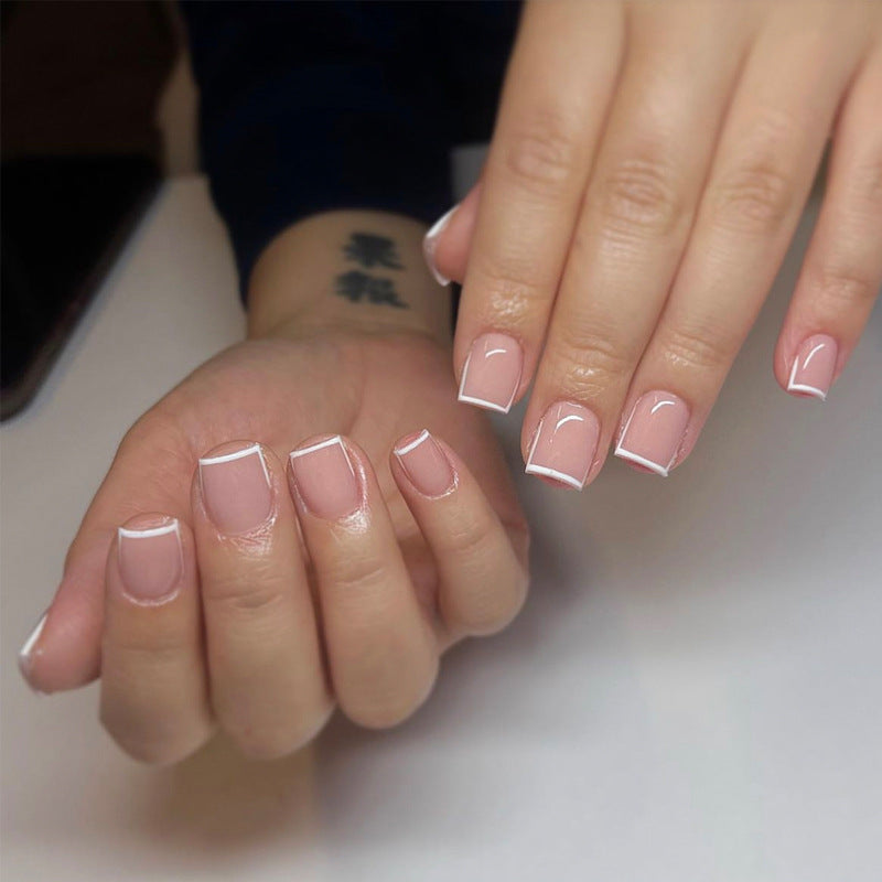 Glamouröse Glitzer-Stiletto Press-On Nägel Karnz
