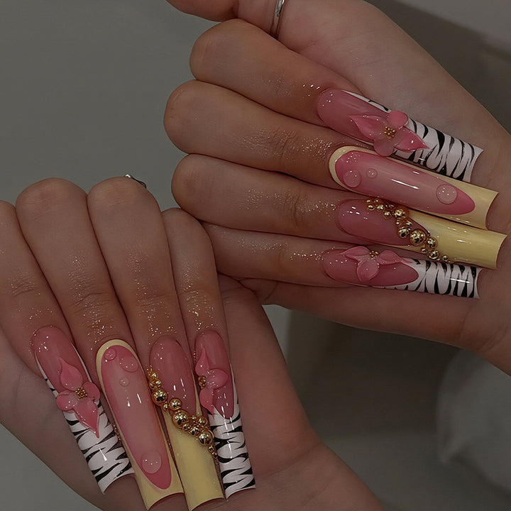 Künstlerische Nagelverlängerungen Karnz
